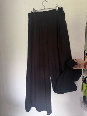 Black Wide-Leg Women's Linen Pants